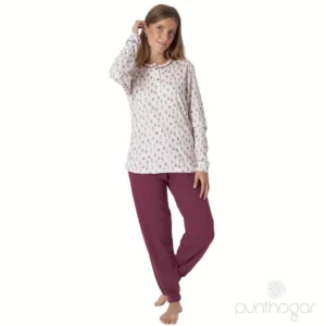 Pijama mujer invierno Leniss modelo 70041. Camiseta con estampado de ositos y pantalón rojo vino con puños elástico.