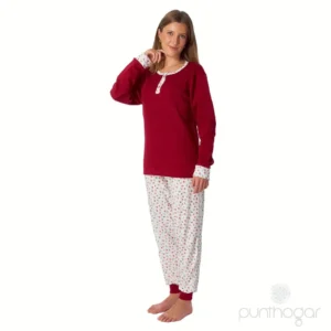 Pijama mujer invierno 70057 en algodón cálido, color burdeos con pantalón estampado floral