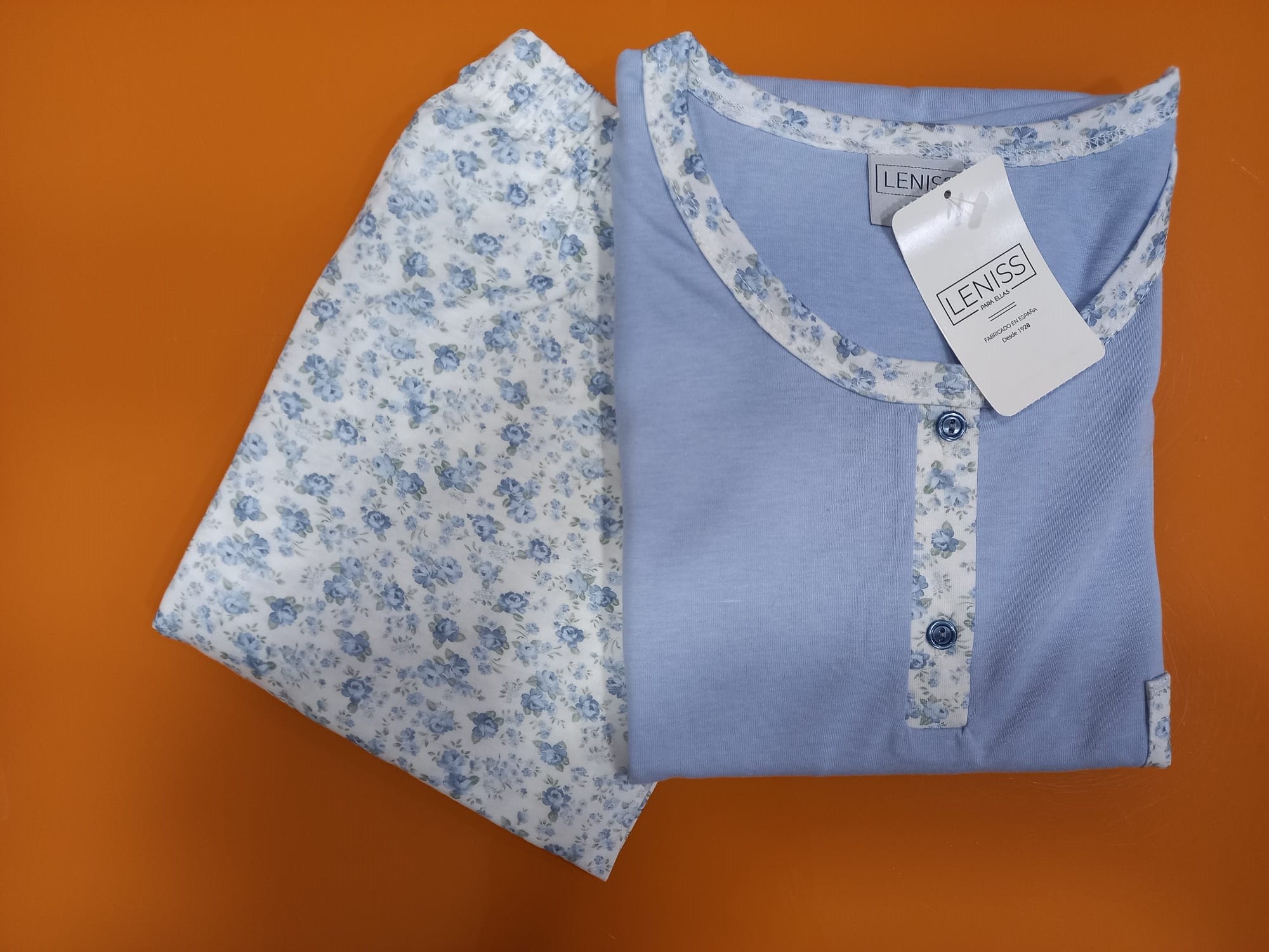 Pijama mujer largo 8098 marca Leniss | 100% Algodón Flores azul - Imagen 3